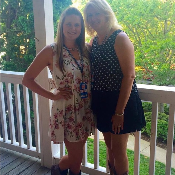 Long summery top - Picture 4 of 4